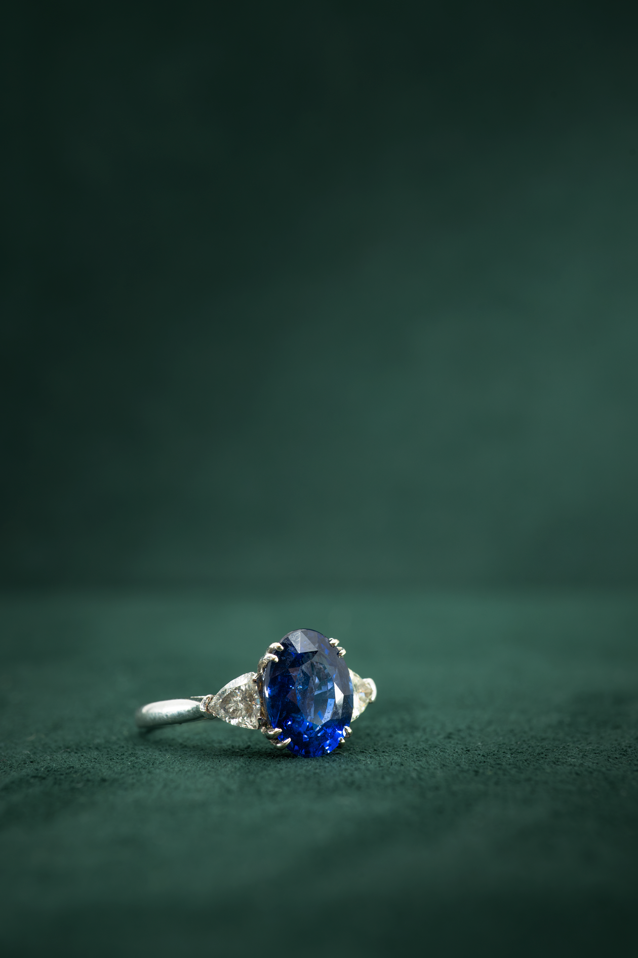 Sapphire ring 1970