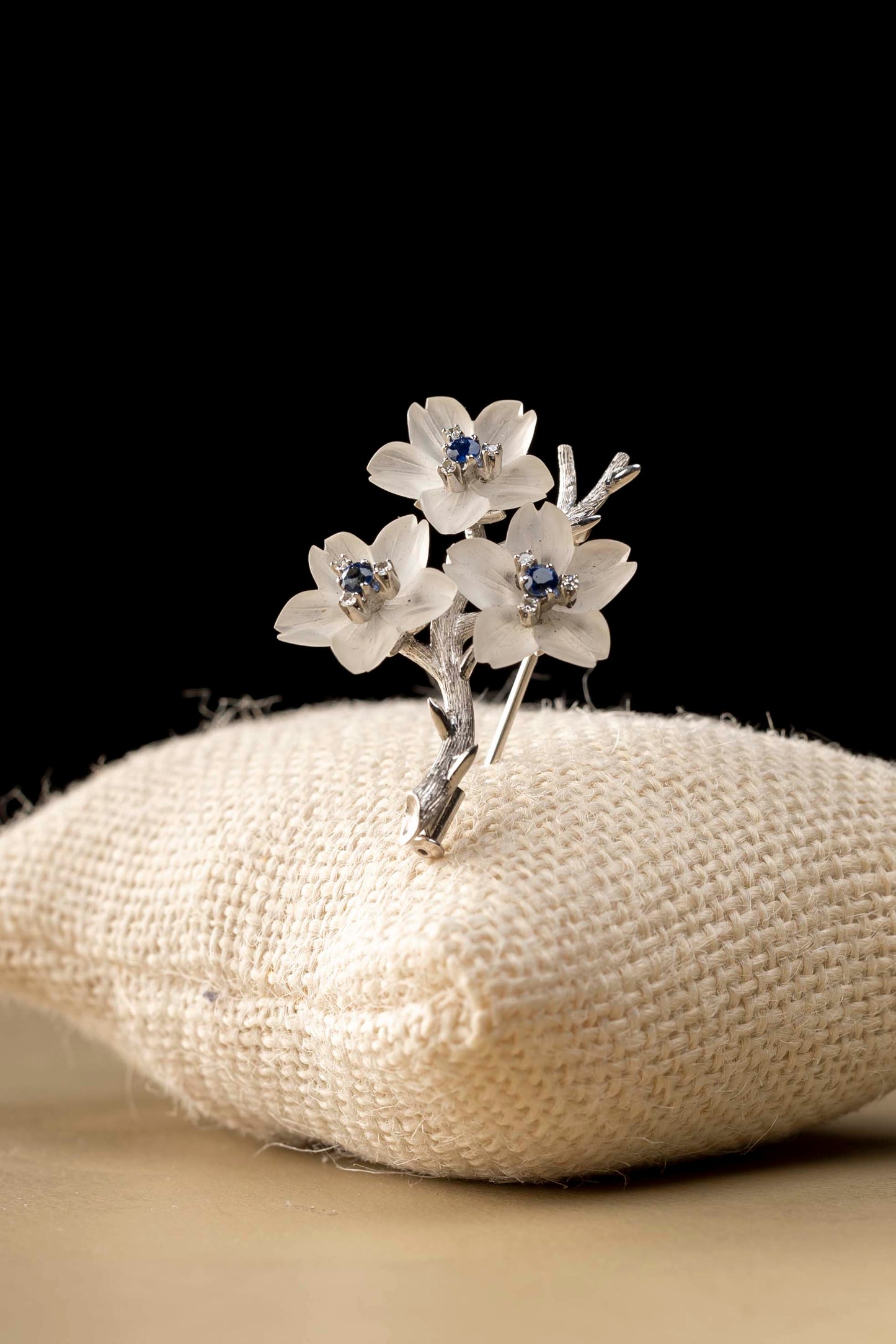 White gold flowerbrooch, Vienna 1960